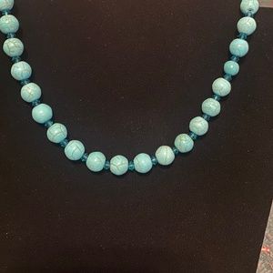 Turquoise and blue crystal chocker with gold class